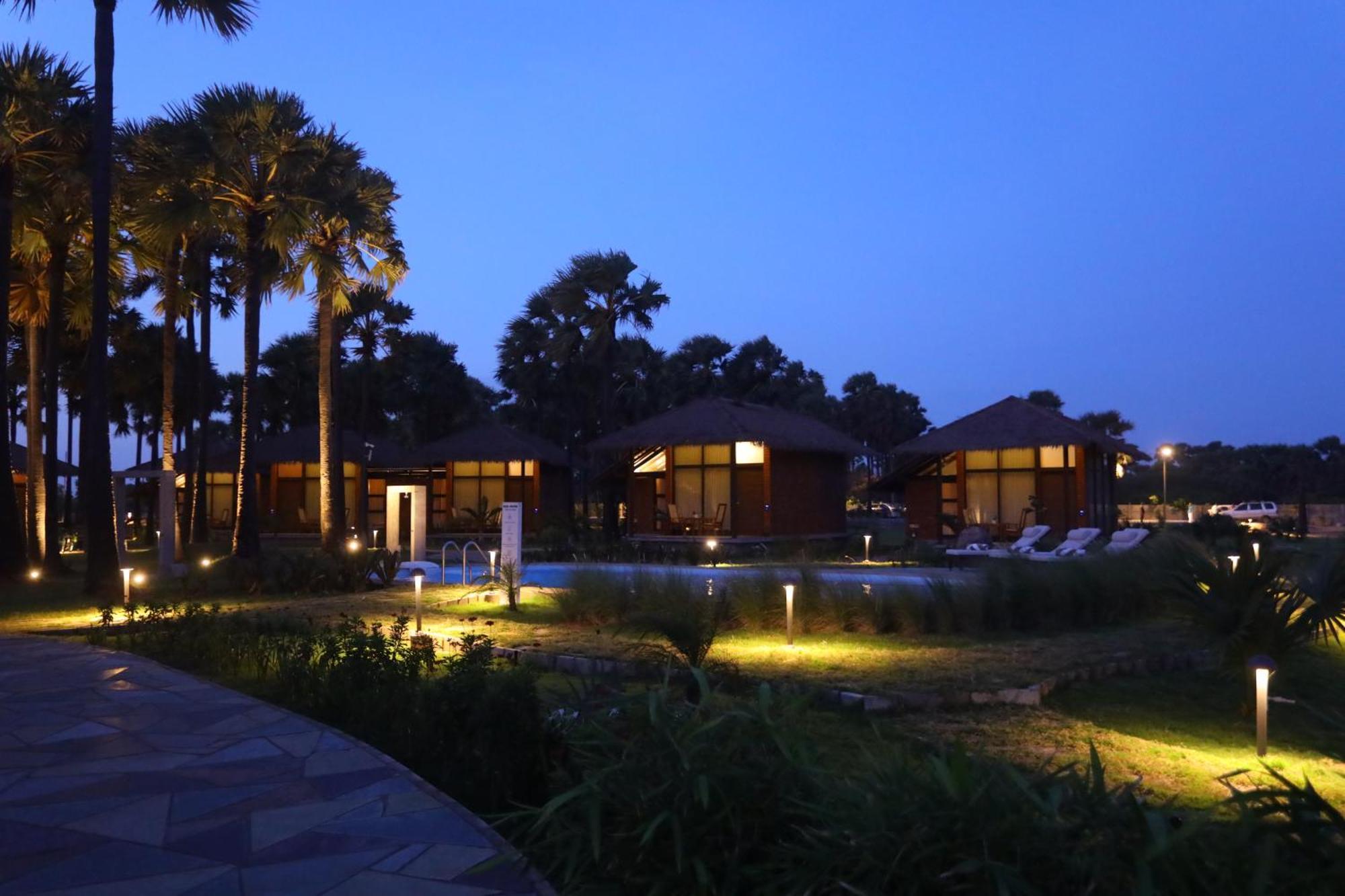 La Palmera Tuticorin Exterior photo